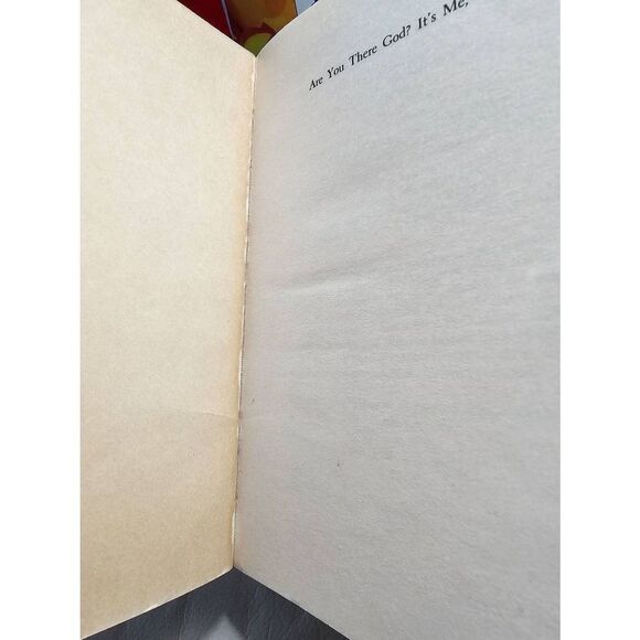 Judy Blume 1986 Vintage Are You There God Its Me Margaret Paperback Dell Yearlin - Picture 7 of 9